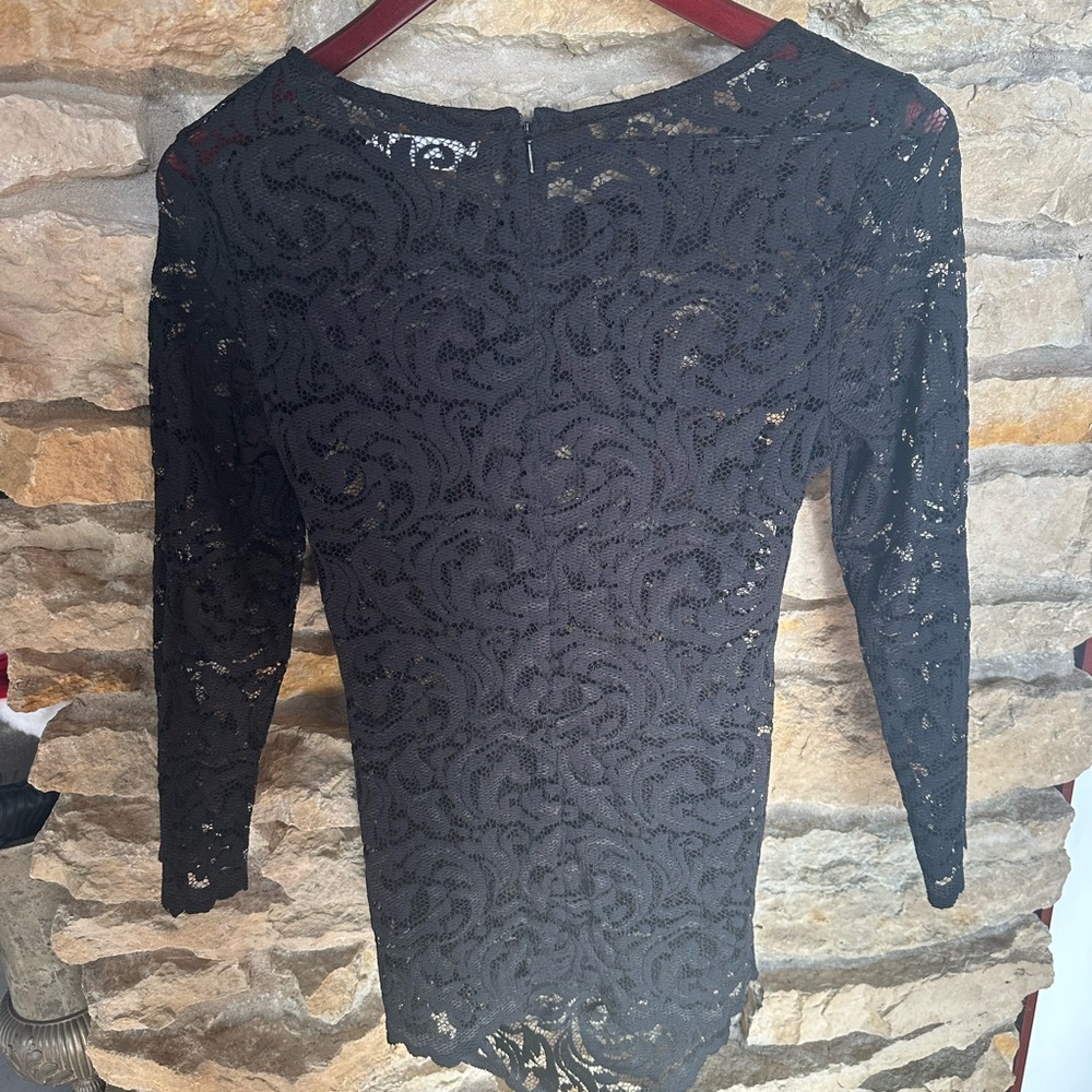 Black long sleeve lace shirt